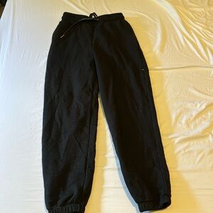 Forever 21 x Juicy Couture black sweat pants great condition size XS so cute!